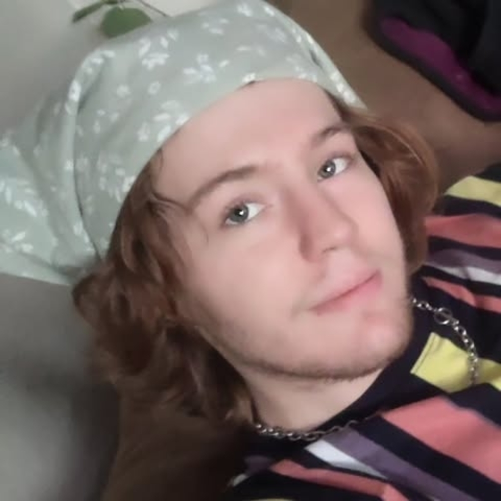 Meet your Posher, Travis